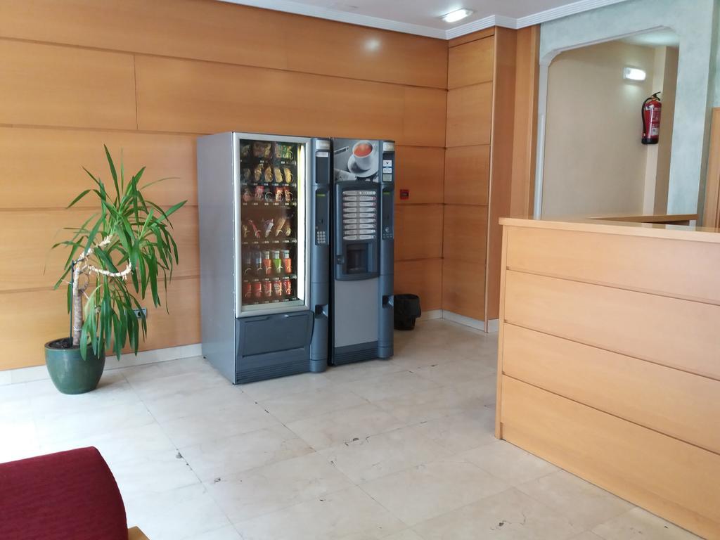 Hotel Avenida Gijón Buitenkant foto