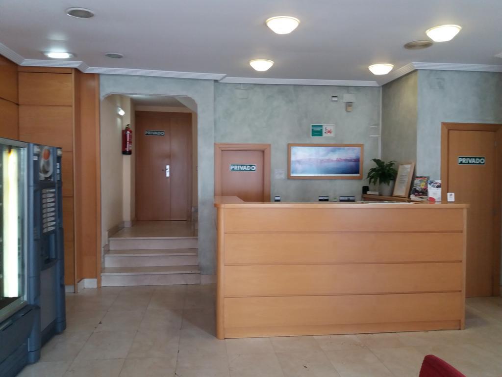 Hotel Avenida Gijón Buitenkant foto