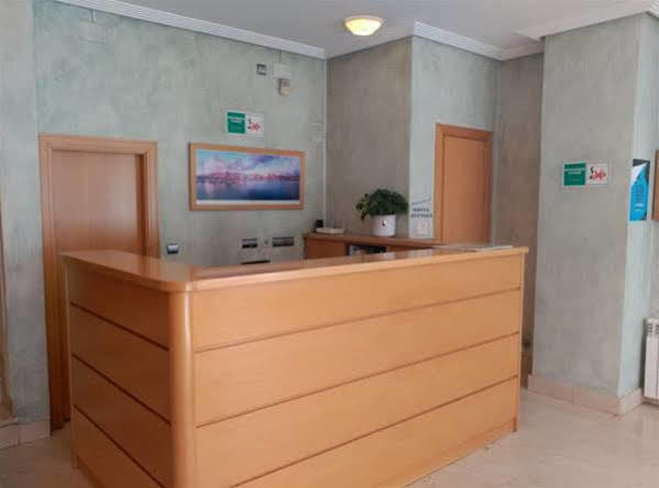 Hotel Avenida Gijón Buitenkant foto