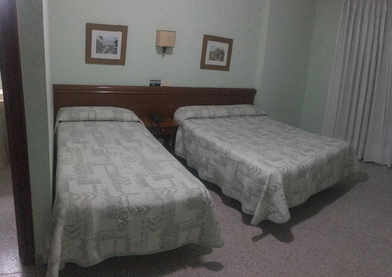 Hotel Avenida Gijón Buitenkant foto
